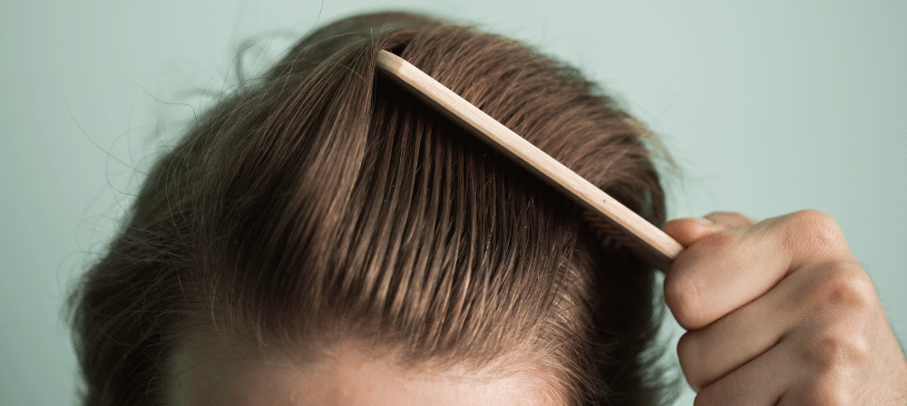 メンズにヘアブラシやコームは必要？意外と知らない印象アップ術
